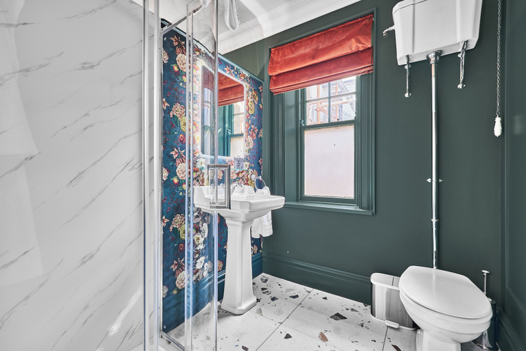 Bathroom 3, The Lawrence, Derry and Strabane
