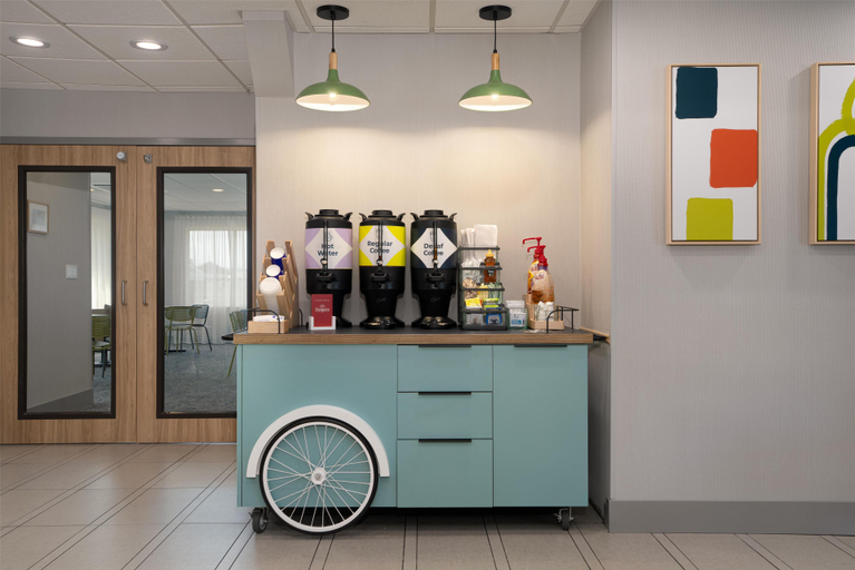 Food & Drinks 4, Spark By Hilton Lancaster, Lancaster
