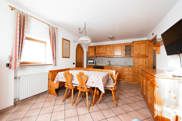Others 5, Appartamenti Majon Ladina, Trento