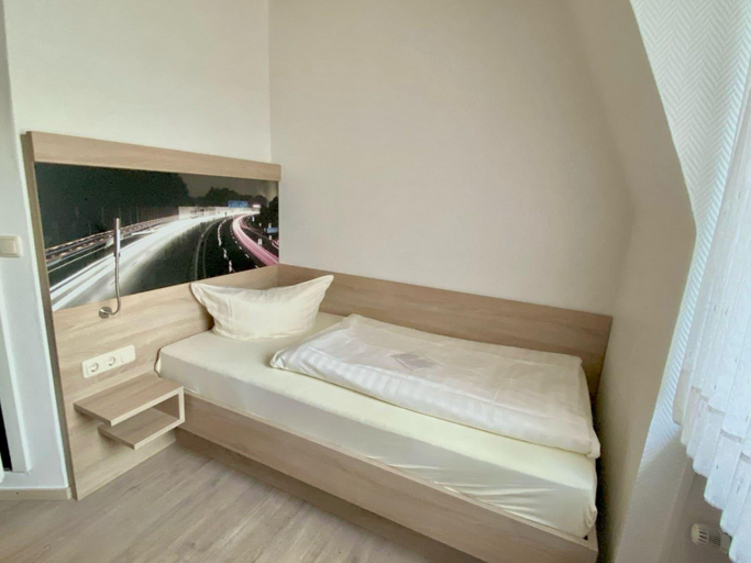 Bedroom 3, Haven - Hotel Bochum, Bochum