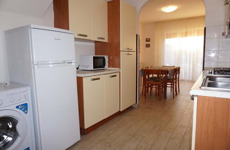 Others 4, Beautiful villa with garden For 6 - Tv - Ac, Venezia