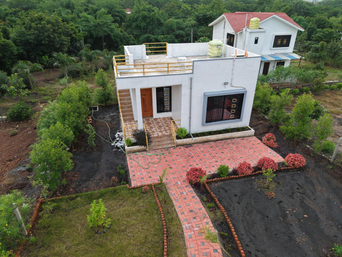 2, Neel Farms and Resort, Nagpur