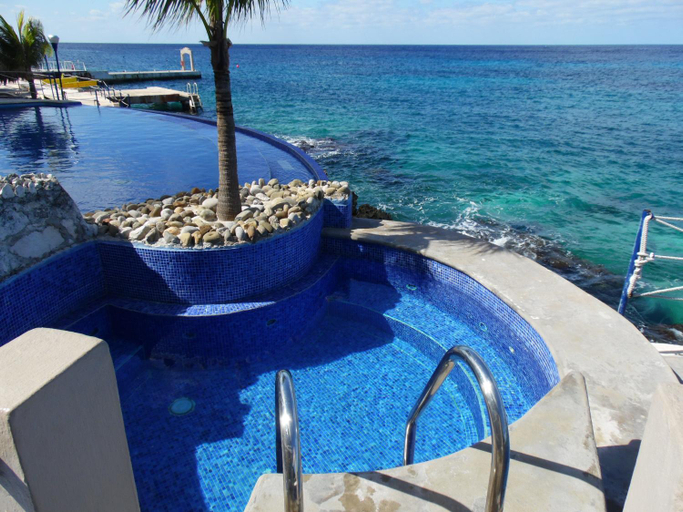 Swimming pool 3, Cozumel Beach Condominiums, Cozumel