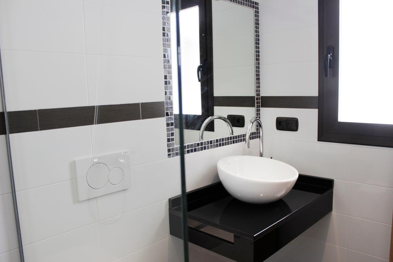 Bathroom 4, The Villa by Albir Proper Properties, Alicante