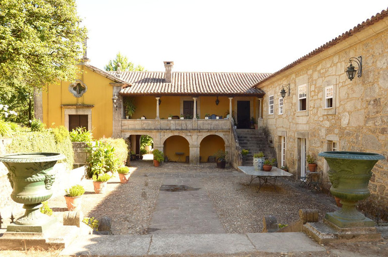 Others 4, QUINTA DE SANTO ANTONIO, Valença