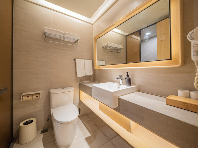 Bathroom 3, Ji Hotel Chengdu Zhaojue Temple Metro Station, Chengdu