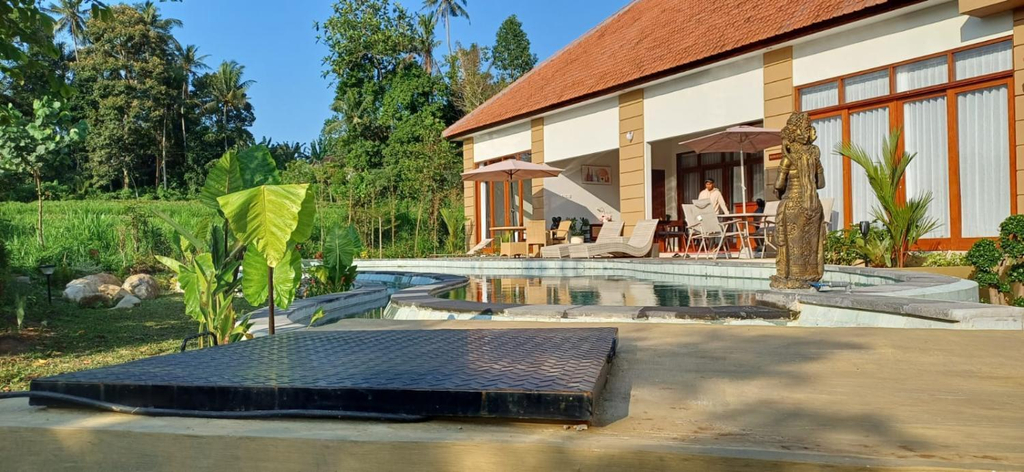 2, The Green Sidemen, Karangasem