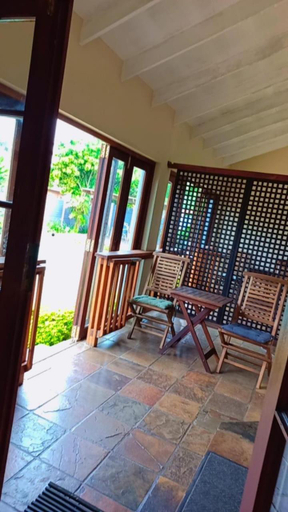 Others 5, Mzingeli Guesthouse, Uthungulu