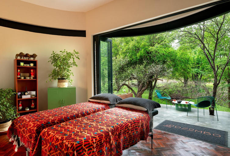 Bedroom 2, Mbazo Safari Collection, Bojanala