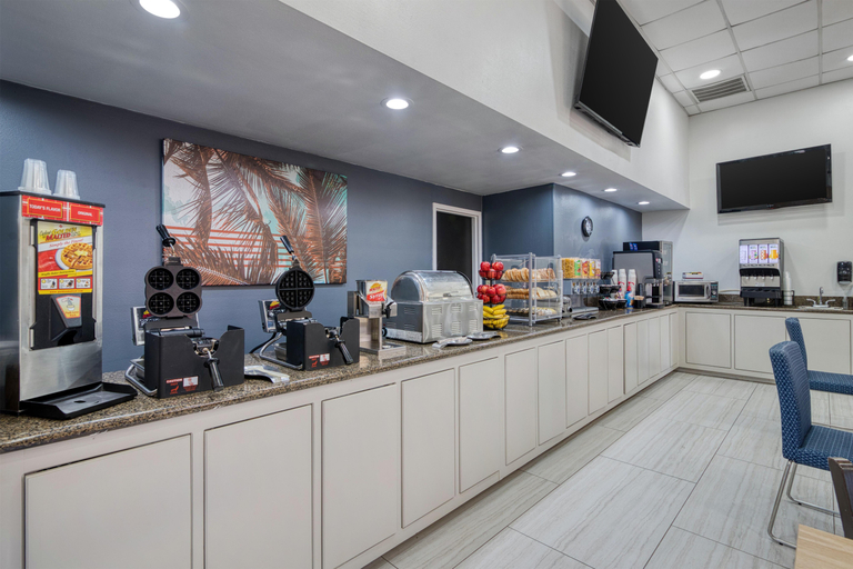 Food & Drinks 5, Best Western Of Walterboro, Colleton