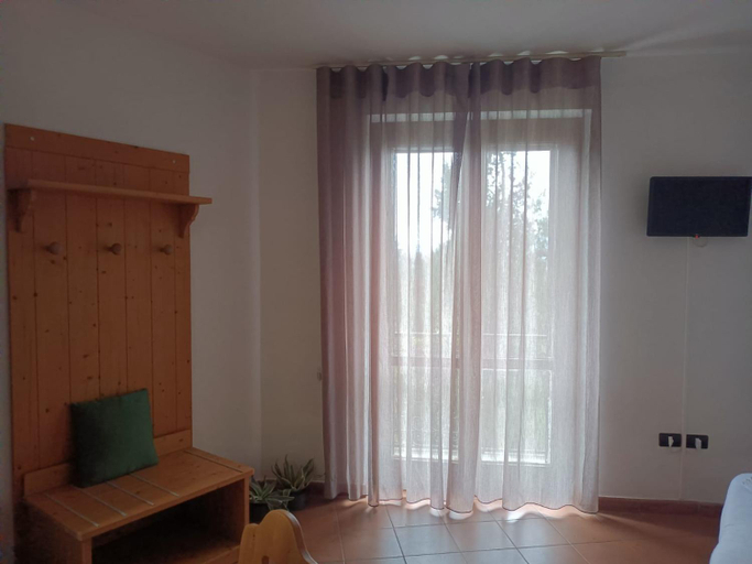Others 5, A' Porta i Frustere, Potenza