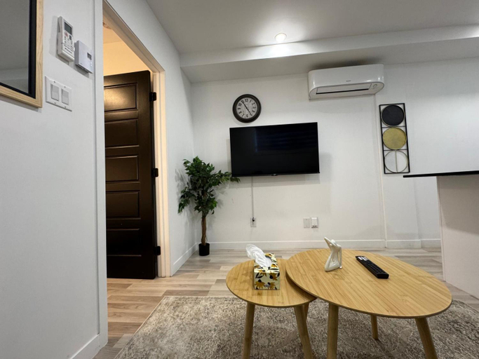 Others 2, NDG Dreams! New & Modern 3BR Easy City Life, Montréal