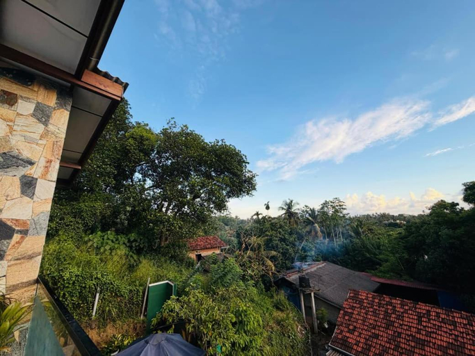 Others 3, Windy Villa, Weligama