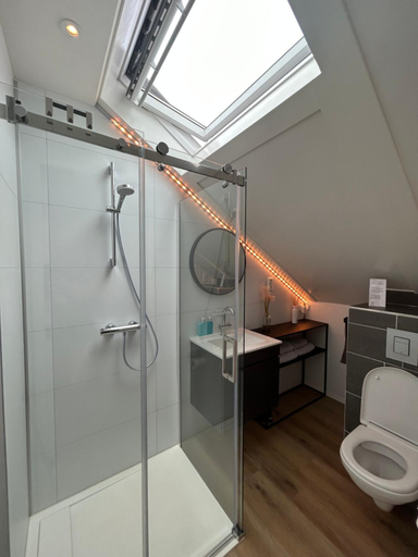 Bathroom 2, Boetje 51, Texel