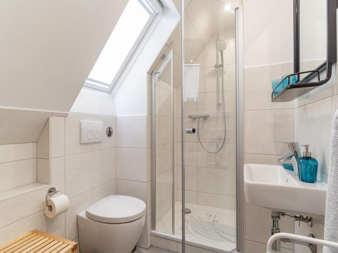 Bathroom 3, Wohnung in Garding mit Parkplatz, Nordfriesland