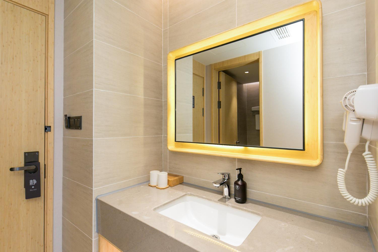Bathroom 3, Ji Hotel Shanghai Daning Lingshi Park, Shanghai