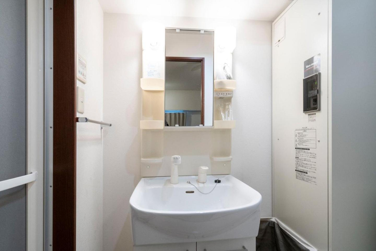 Bathroom 3, AiROSE Yodoyabashi なんば-心斎橋エリア, Osaka