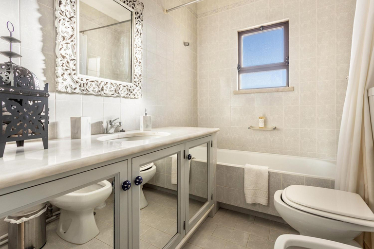 Bathroom 3, Casa da Ermida, Vila do Bispo