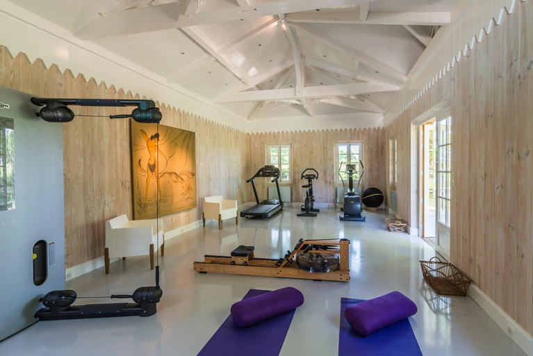 Fitness center, Les Pres d'Eugenie, Landes