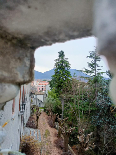 Others 4, A' Porta i Frustere, Potenza