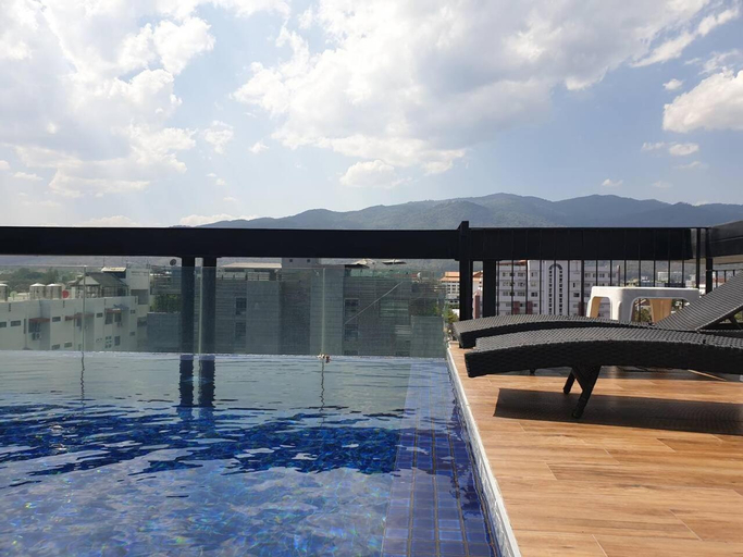 Sport & Beauty 2, Modern Loft Room with Rooftop Pool at Nimman ❤️, Muang Chiang Mai