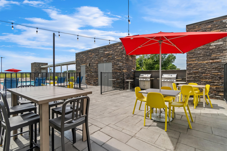 Food & Drinks 4, Home2 Suites By Hilton Marion, Crittenden