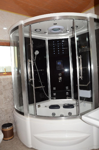 Bathroom, Kim Hotel, Nyarugenge