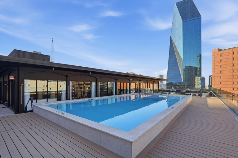 Sport & Beauty 2, CozySuites - Remi, Dallas