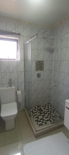 Bathroom 3, Lifegate Guest House, City of Johannesburg