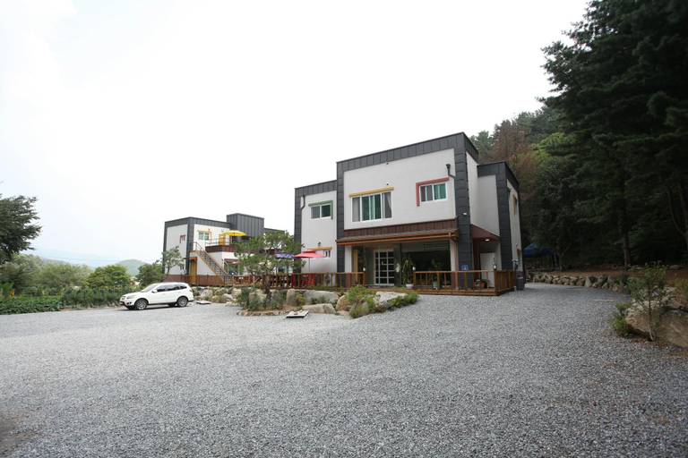 Exterior & Views 1, Haemaru Pension, Pocheon