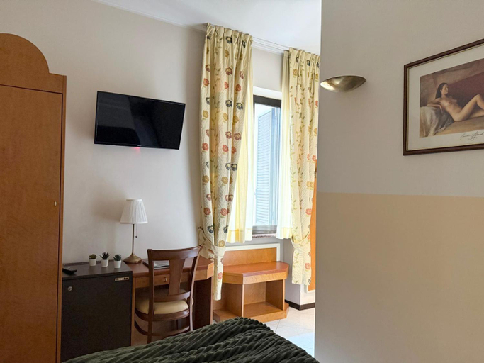Others 5, Residence Principe di Saronno, Varese