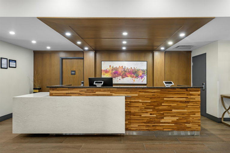 Public Area 2, Best Western Plus Suites Downtown, Division No. 6