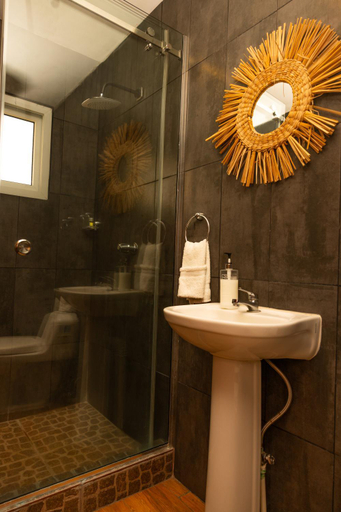 Bathroom 4, The rooftop Beach & club, La Libertad