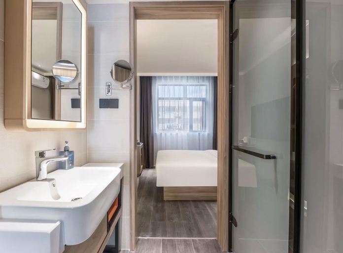 Bathroom 3, Hanting Hotel Nanjing Beijing East Road Jiuhuashan Subway Station, Nanjing