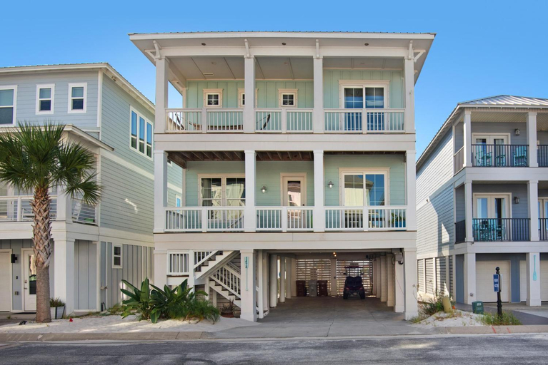 Exterior & Views 1, Driftwood Cottage, Escambia