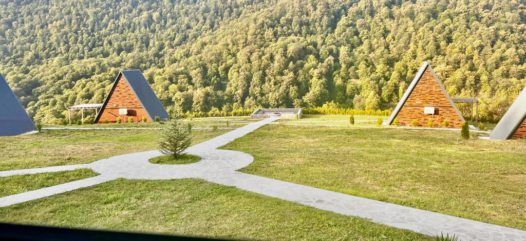 Others 3, Green Villa Resort Small Gray
