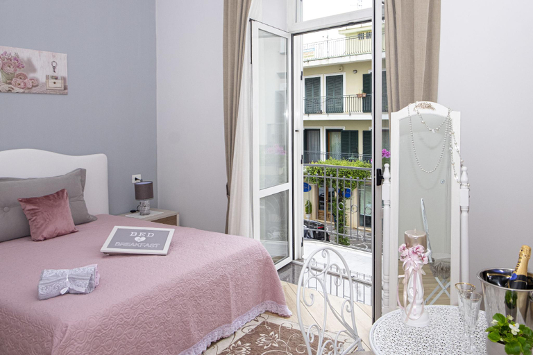 Bedroom 3, B&B VERZUS, Napoli