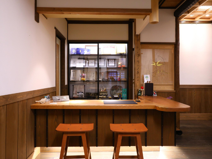 Food & Drinks 4, Jinpyokaku Honten, Yamanouchi
