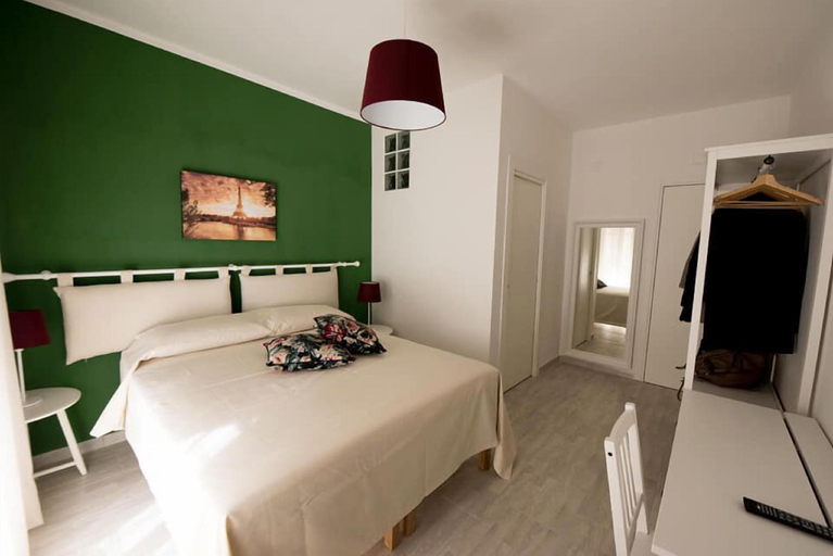 Bedroom 5, A Casa dei Bruno B&B, Napoli