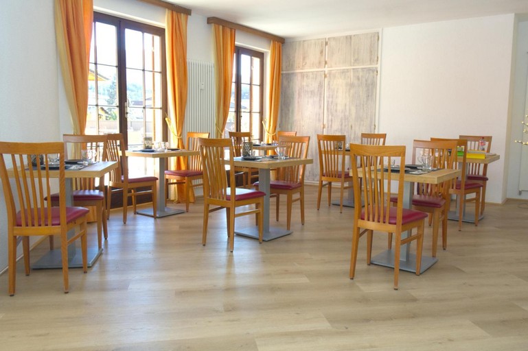 Food & Drinks 3, 7Rooms, Locarno