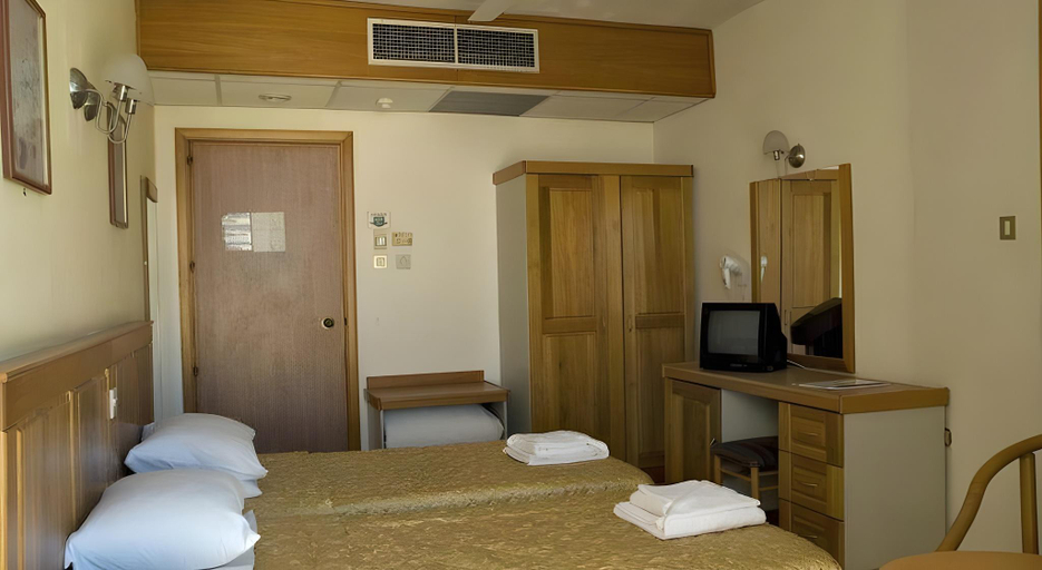 Bedroom, Holiday Complex Cardor, Saint Paul's Bay