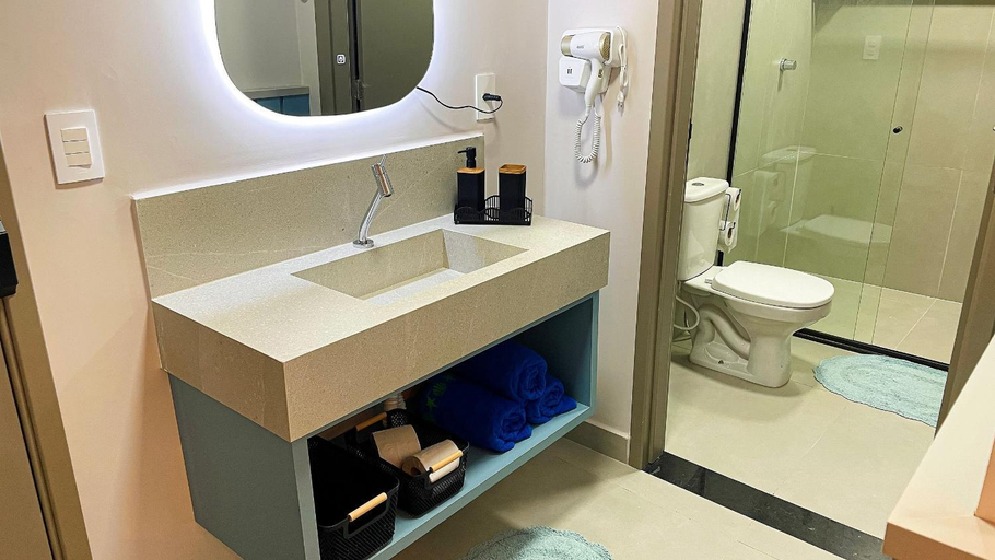 Bathroom 4, Flat FM20 Cabo Branco Light III - By Almare, João Pessoa