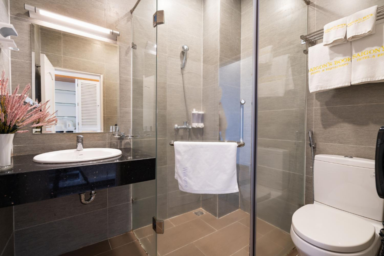 Bathroom 4, Saigon’s Book Da Lat Hotel, Đà Lạt