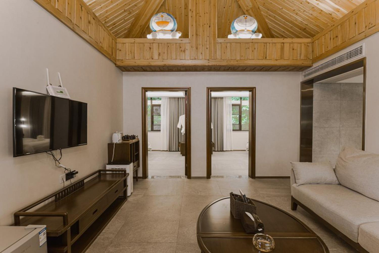 Facilities 2, Snowy and Sunny Hillside Chinese Garden Holiday Resort, Xiangxi Tujia and Miao