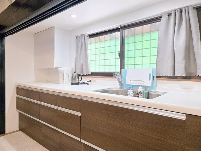 Bathroom 3, One Night, One View, One Destiny, Yotsukaido, Yotsukaido