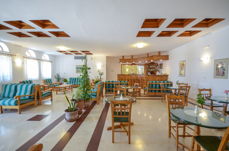 Food & Drinks 5, Proteas Hotel & Suites, South Aegean