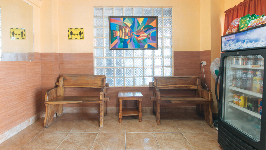 Public Area 2, RedDoorz @ Elegance Guest House near NAIA T3, Pasay City
