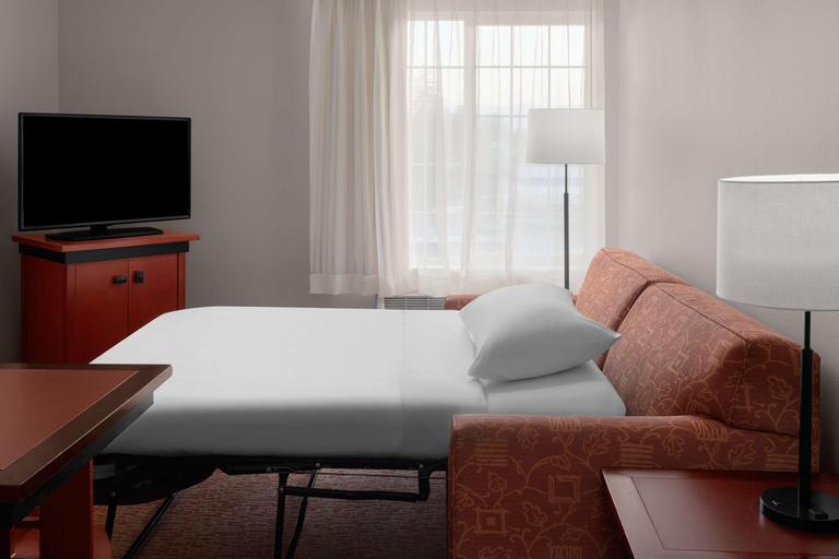 Bedroom 3, Larkspur Landing Extended Stay South San Francisco, San Mateo