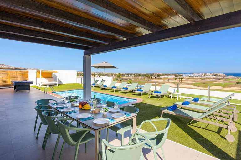 Food & Drinks, Villa Opal by Villa Plus, Las Palmas