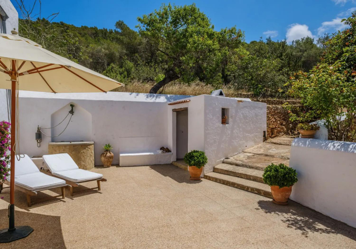 Others 4, Villa Can Mariano, Baleares
